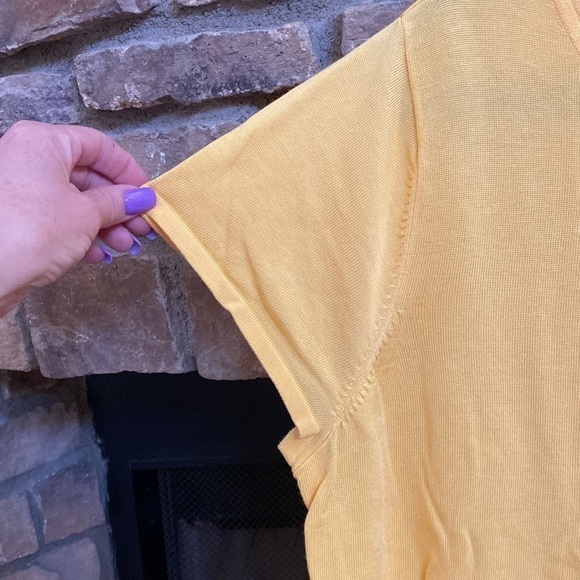 NWT Investments II yellow top. Size 2X - Picture 3 of 9